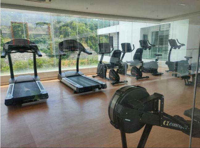H&F Homestay The Two Owls Nest Aeropod Sovo Studio Room - 2 Queen Bed - Near Airport - Free Parking Kota Kinabalu Eksteriør bilde